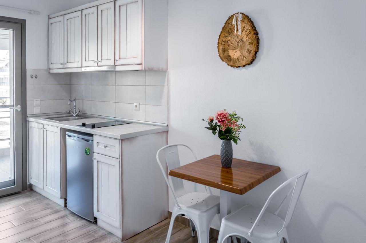U Jacka Appartement Néoi Póroi Buitenkant foto