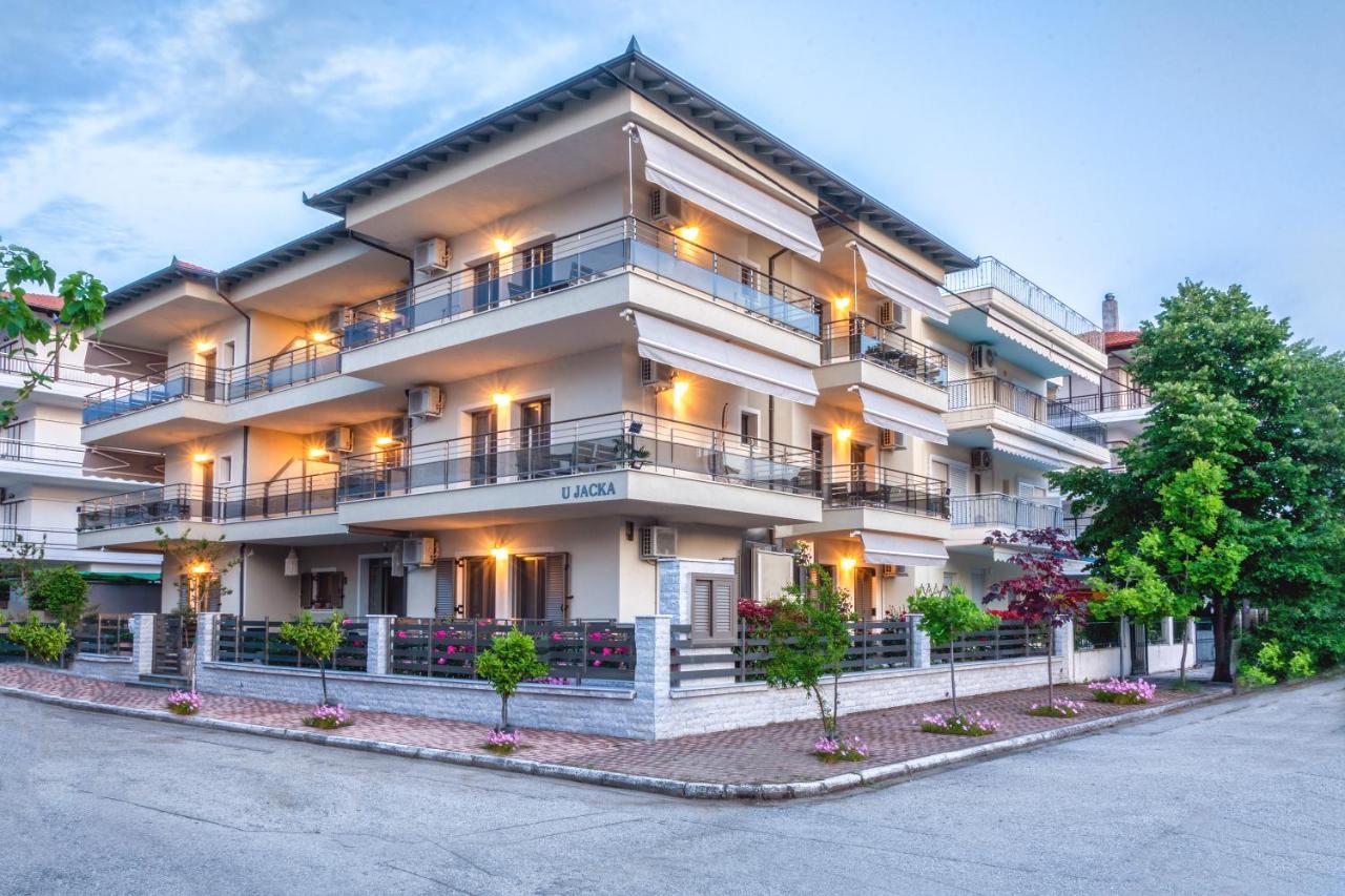 U Jacka Appartement Néoi Póroi Buitenkant foto